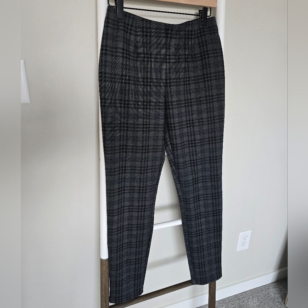 Like New! Calvin Klein Charcoal Plaid Trousers Size 8 + Free Top